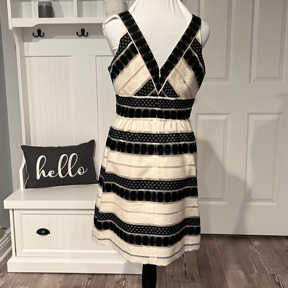 Never worn no tags Tracy Reese black white cream colored dress size 6.